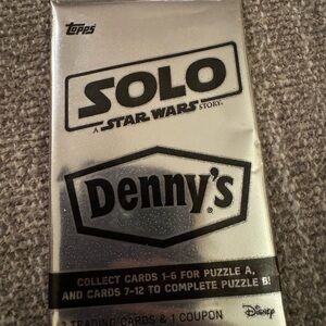 NEW - SOLO “A Star Wars Story” Trading cards pack 2018